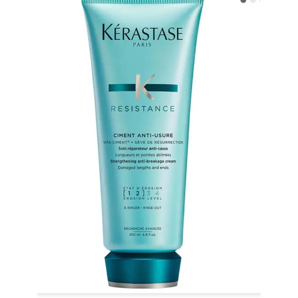 Kérastase
Resistance Strengthening Conditioner for Damaged Hair Heat Styling
